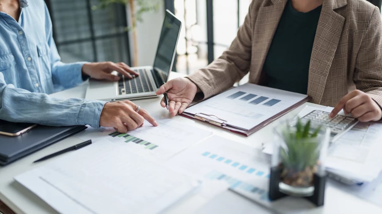 The Future of Digital Banking: How AI and Blockchain Are Redefining Financial Services